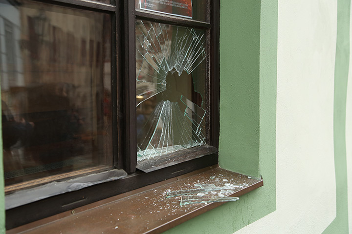 A2B Glass are able to board up broken windows while they are being repaired in Bognor Regis.